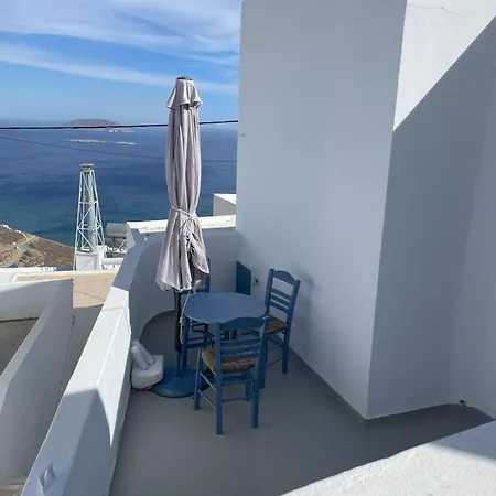 Tholos House * Anafi